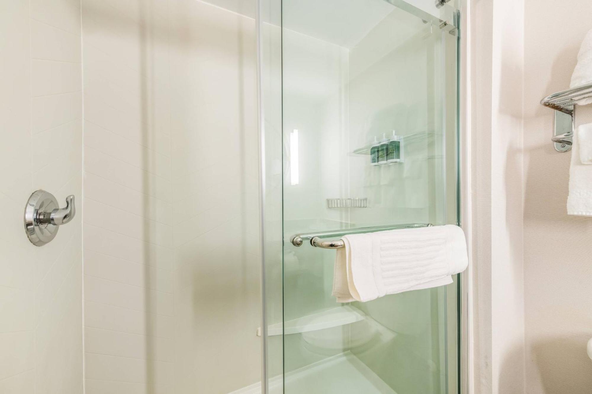 Fairfield By Marriott Inn & Suites Greensboro Coliseum Area Eksteriør bilde