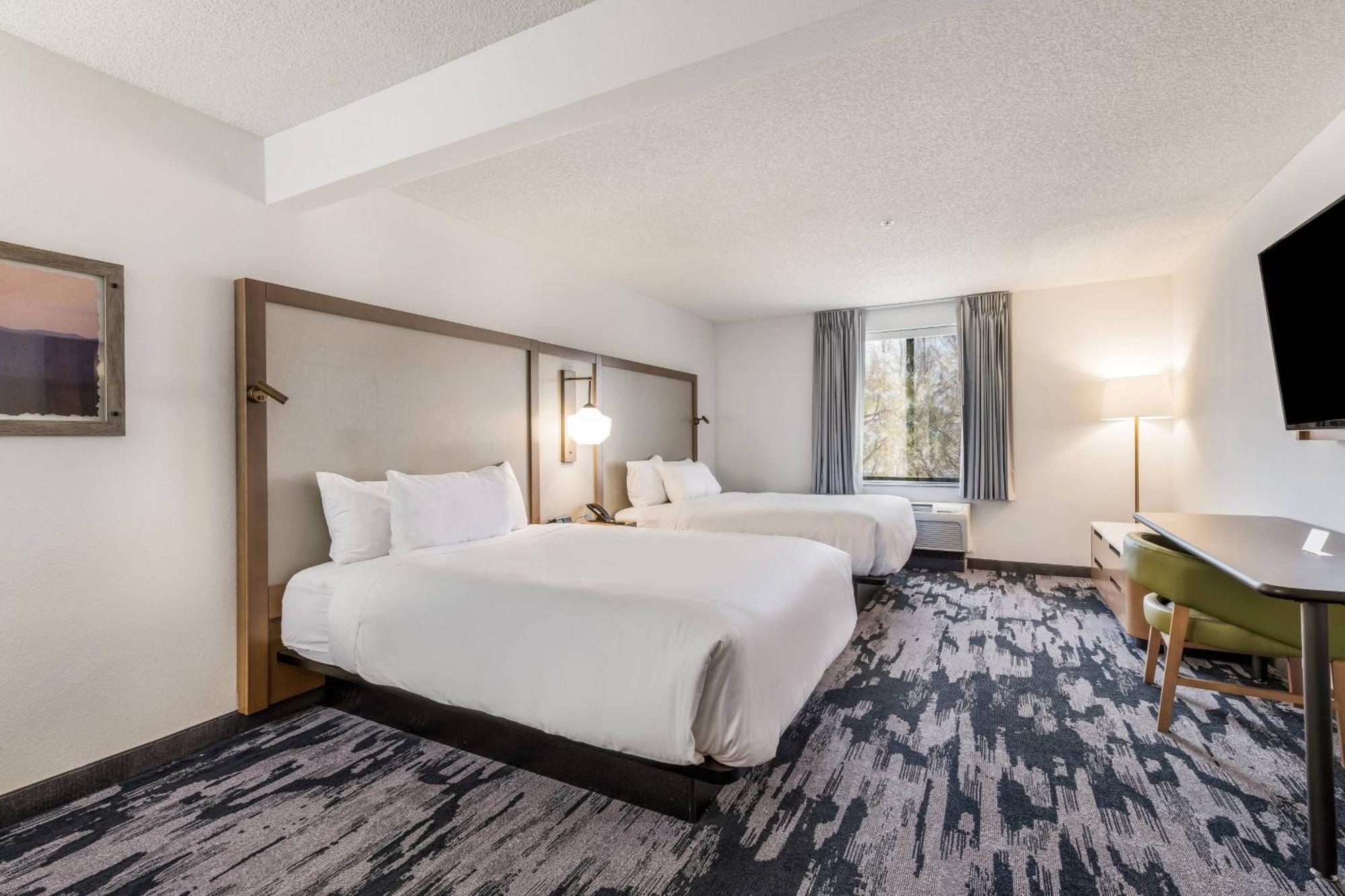 Fairfield By Marriott Inn & Suites Greensboro Coliseum Area Eksteriør bilde