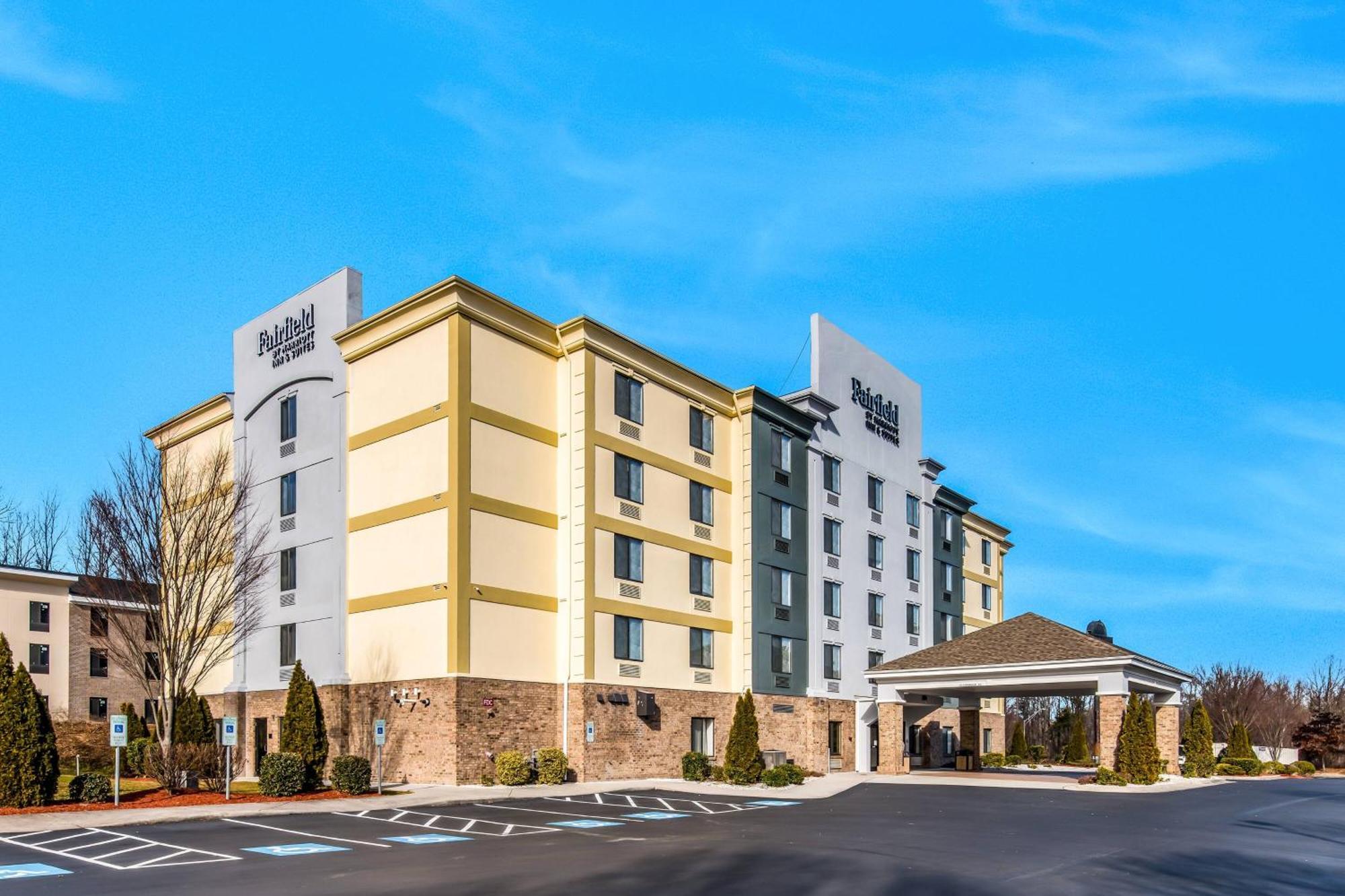 Fairfield By Marriott Inn & Suites Greensboro Coliseum Area Eksteriør bilde